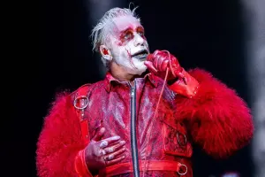 Seksual qısnama ilə bağlı müğənniyə böhtan atılıb?