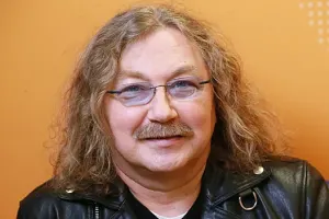 Xalq artisti reanimasiyaya yerləşdirildi