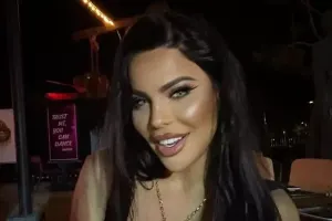 Bədəninin çürüdüyünü deyən Leyla yenidən əməliyyat olunur