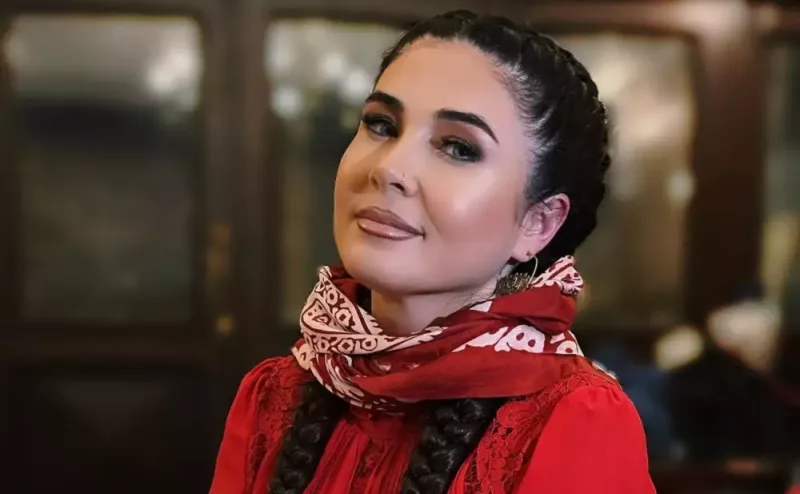 Elnarədən sərt mesaj: "Həyasız da həmişə elə bilir ki..."