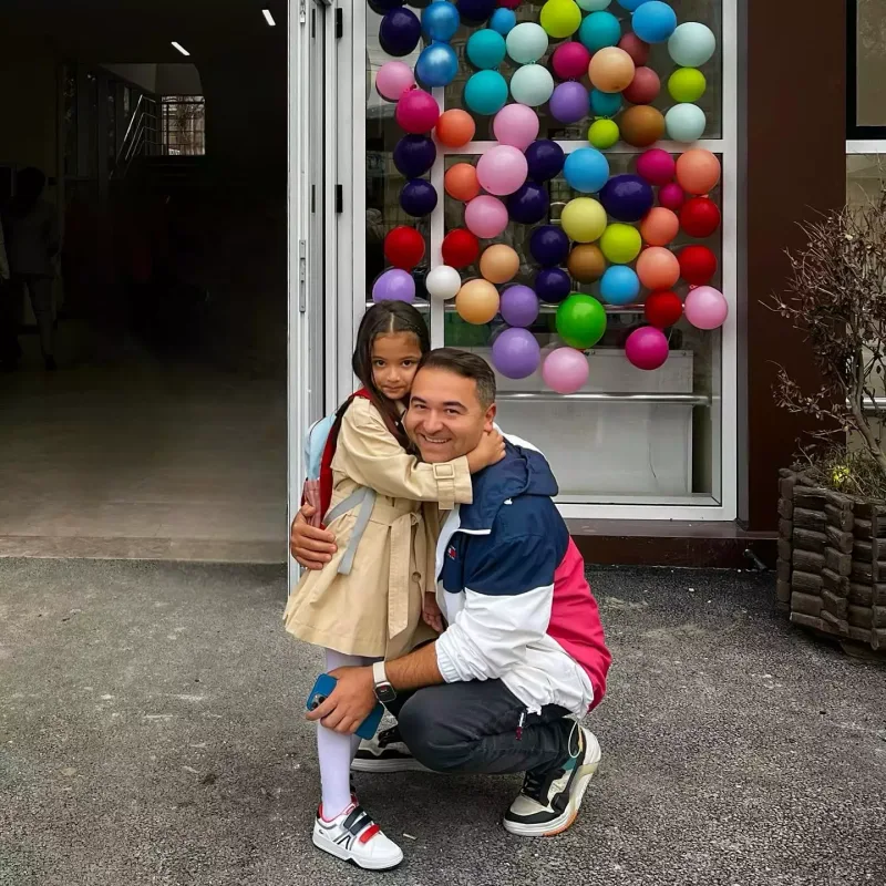 İlkindən qızı ilə bağlı paylaşım: "Yolun işıqlı olsun, gözəlim"