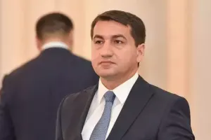 Hikmət Hacıyev: "Ordumuz Qarabağda qanunsuz qüvvələrin müdafiə xəttini yarıb"