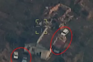 Ermənilər mülki maşınları döyüş mövqelərinə yaxın ərazidə yerləşdirir