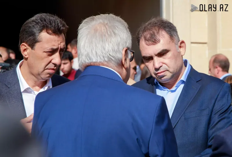 Qənirə Paşayeva ilə vida mərasimindən fotolar