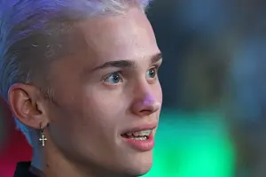 Ölkədən qaçan bloger hərbi xidmətə çağırıldı