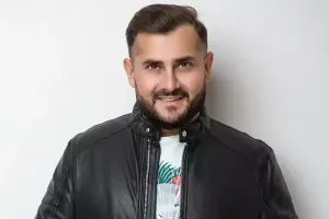 Murad paxıllar haqda: "Özünü ələ al"