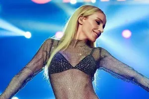 Ombasındakı döymə diqqət çəkdi