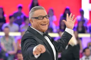 Aparıcı 40 yaş kiçik sevgilisi ilə görün harada evlənəcək