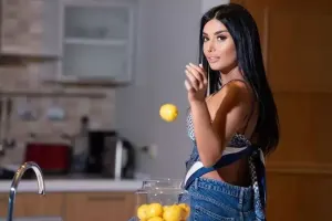 Hər kəsin subay bildiyi blogerin toyundan fotolar