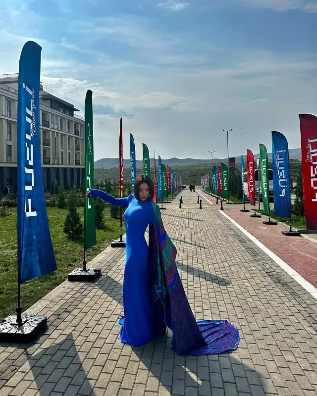 Röya Füzulidə - Fotolar