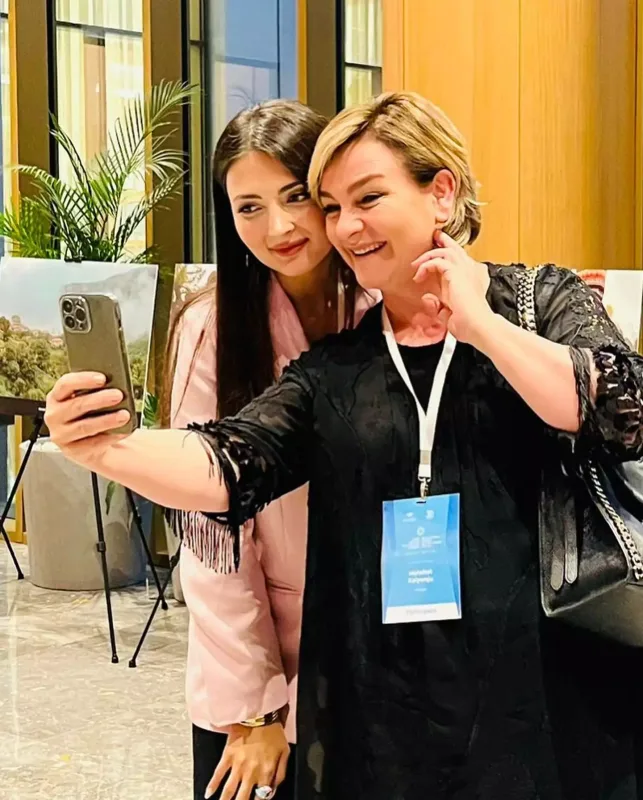 "Şuşada mənə gözəl bir qız yaxınlaşdı və..."