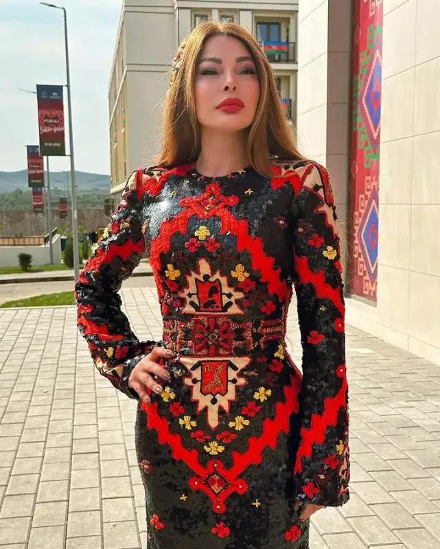 Aygün Kazımovanın Füzulidən paylaşımı