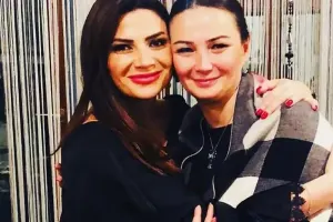 Qənirə Paşayevanın əvəzinə bacısı səhnəyə çıxdı