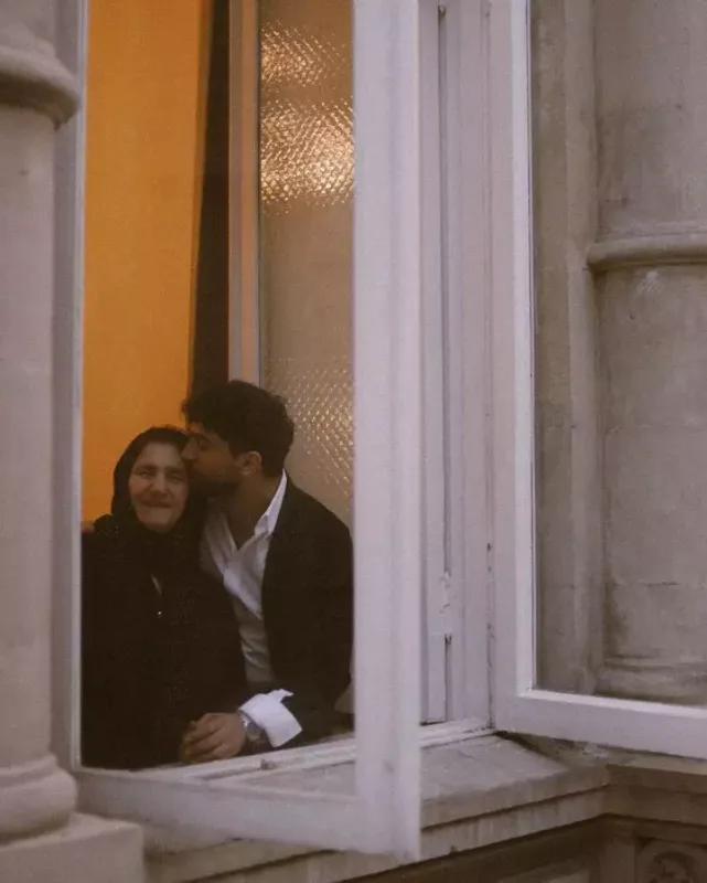 Coninin nənə və babası ilə fotosessiyası