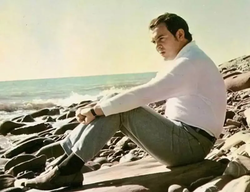 Emin Müslüm Maqomayevlə olan fotolarını paylaşdı