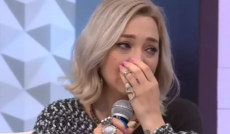 Kəmalə itinin ölüm xəbərini aldı, ağlayaraq efiri tərk etdi