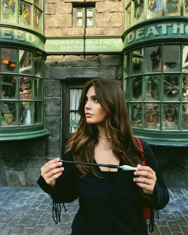 Van Dammın oğlu azərbaycanlı xanımının bu arzusunu reallaşdırdı