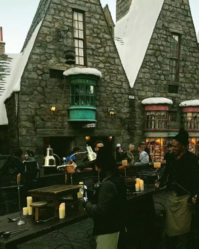 Van Dammın oğlu azərbaycanlı xanımının bu arzusunu reallaşdırdı