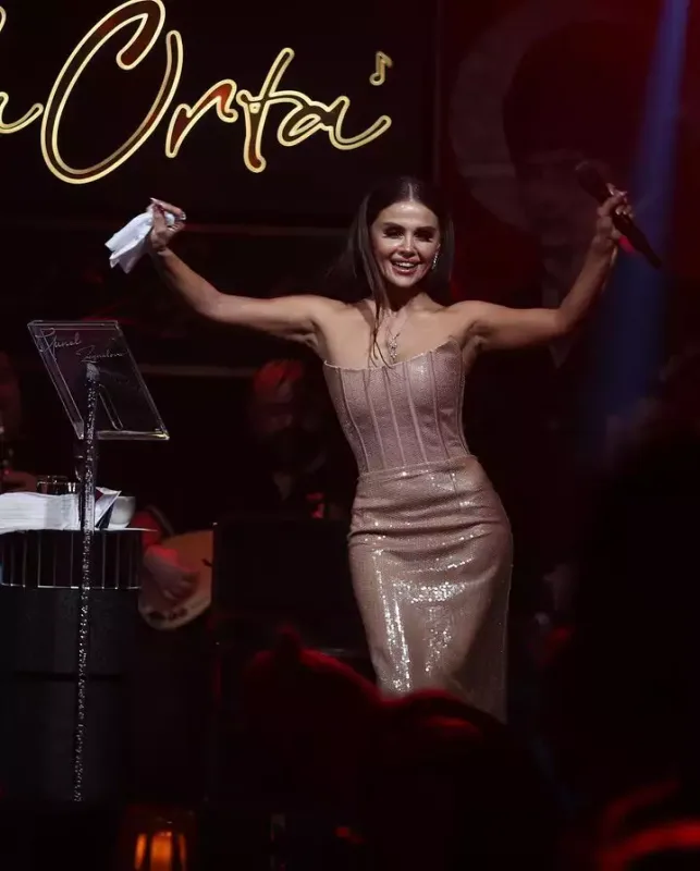 Günel: "İnsan sevildiyini hiss edir"