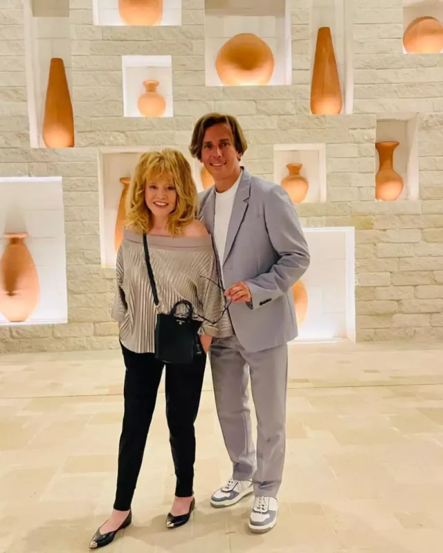 İsraildən köçən Puqaçova: "Yaşamağa davam edirik"