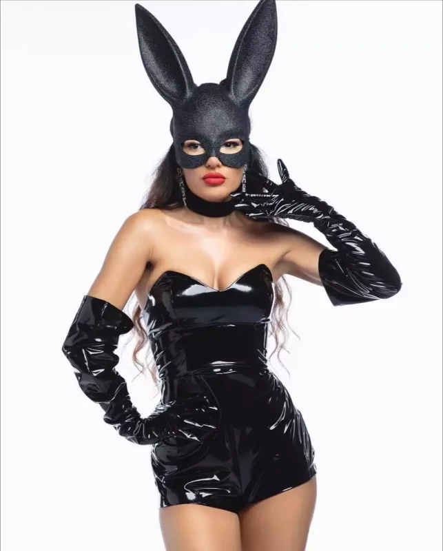 Dilarənin yeni "Playboy" fotoları