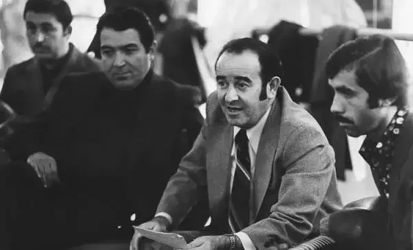 Erməni müğənni Ələkbər Tağıyevin mahnısını oğurladı