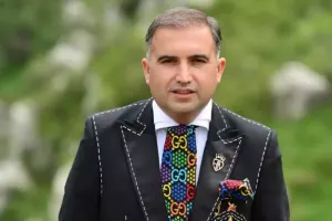 Hacı Nuranın telefonundakı fotoları yayımladı