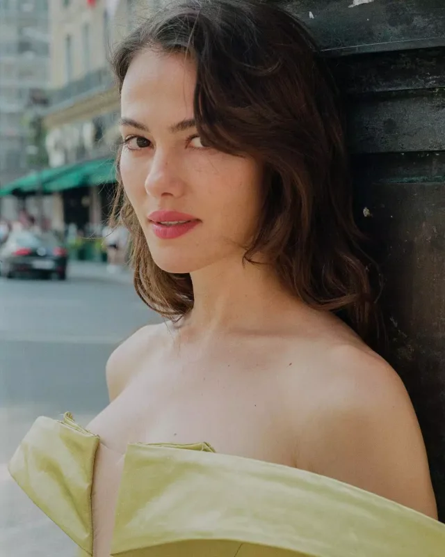 Murat onunla eşq yaşayır