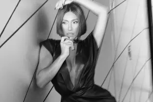 Röyanın “Dedilər”i liderdir!