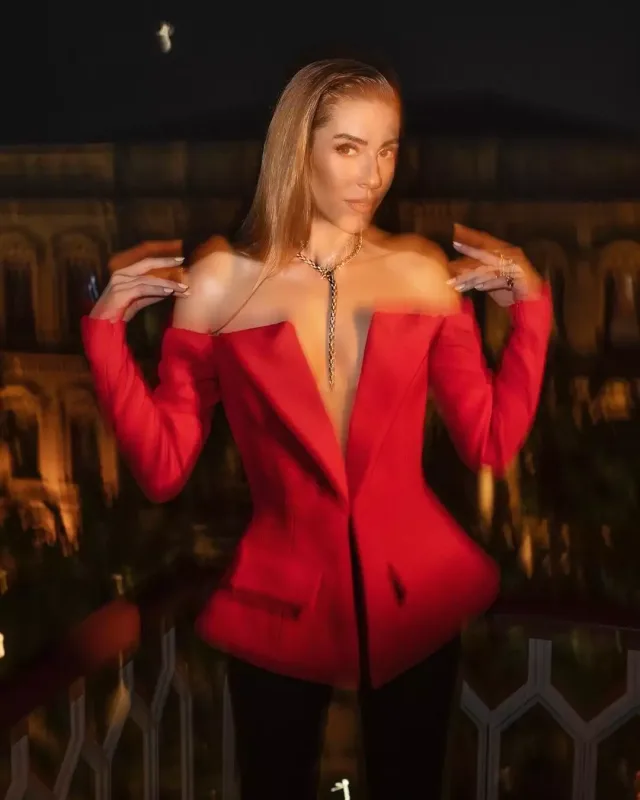 Bir-birilərini təkrarladılar