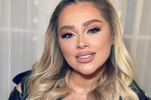 Xatirə bu arzusundan vaz keçdi