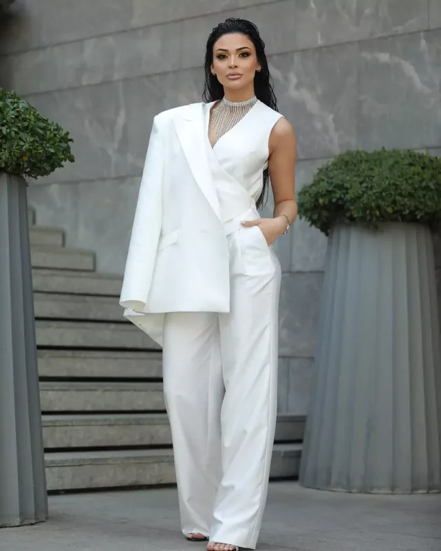 Razi Əliyeva evlənir!