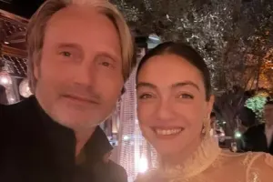 Merve dünyaca məşhur aktyorla