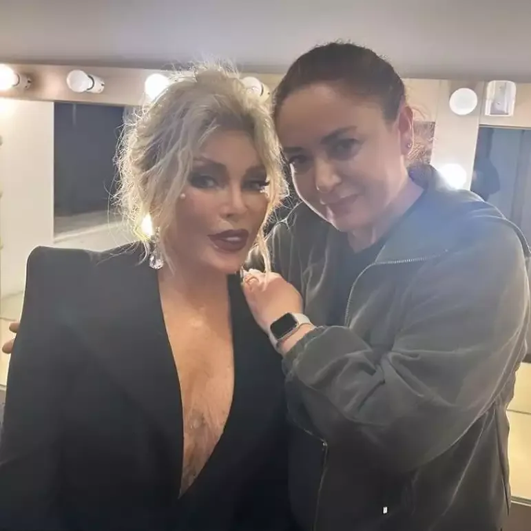 Ajda “Kızılcık şerbeti”ndə