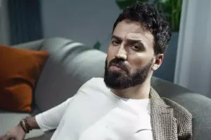 “Dedi ki, sənin ən böyük sevgin mənəm”