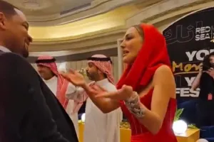 Meryem Uill Smitlə bir arada