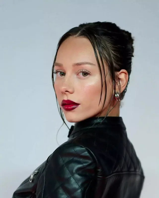 Ester qaraşın oldu