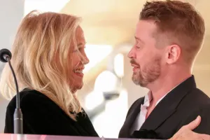 Bu dəfə Kevini unutmadı...