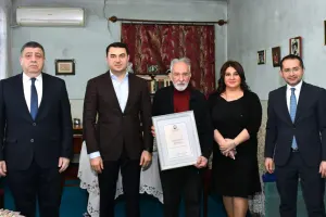 Nazir Akif Rüstəmovu evində ziyarət etdi