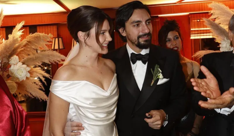 “Məşhurların sevgilisi” evləndi...