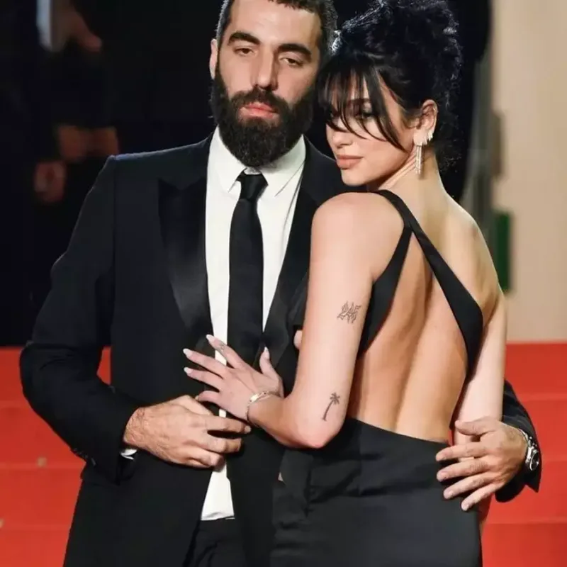 Dua sevgilisindən ayrıldı