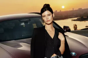 “Həyatımı paylaşmağa utanıram”