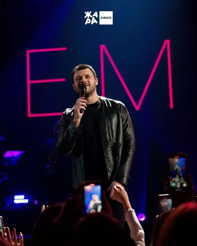 Emin Bakıda konsert verdi
