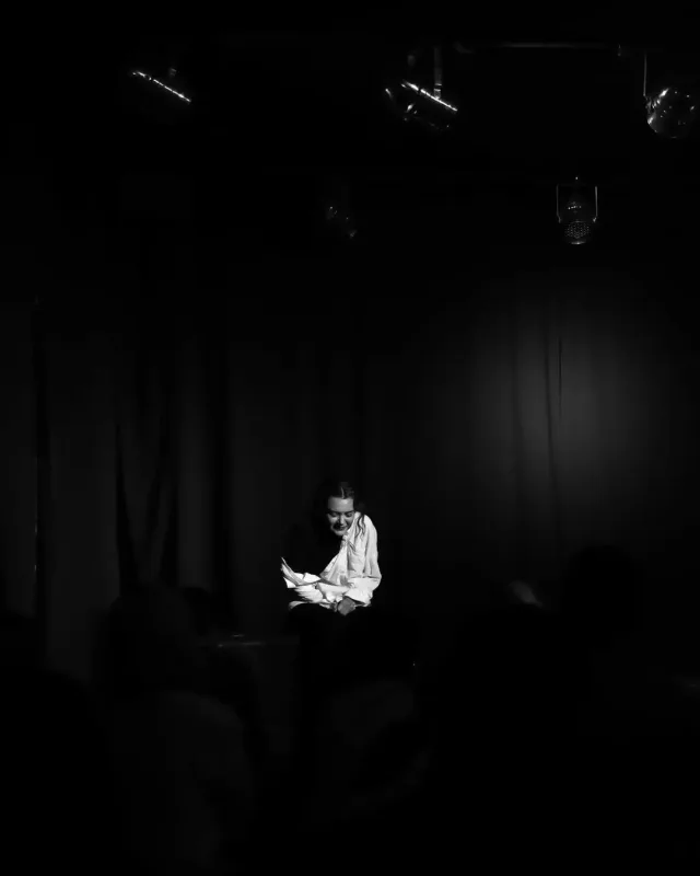 “Başqasını anlamaq istəyirsənsə…”