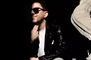 “İki-üç toy təşkilatçısı tanış fotoqraflarını bazarda fırladır”