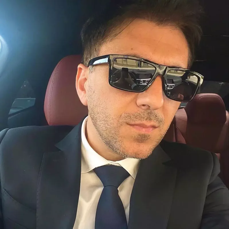 “İki-üç toy təşkilatçısı tanış fotoqraflarını bazarda fırladır”