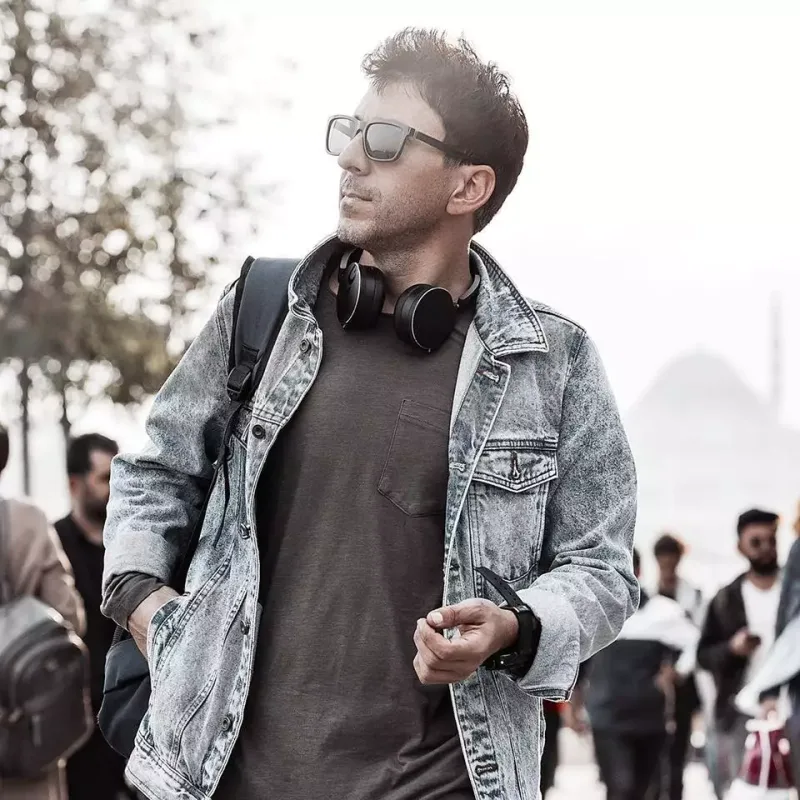 “İki-üç toy təşkilatçısı tanış fotoqraflarını bazarda fırladır”