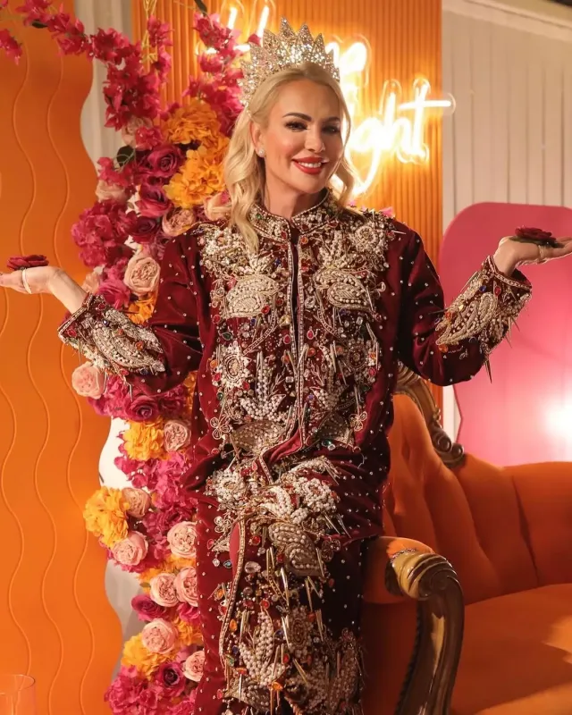 “Survivor”dan öncə xınayaxdı etdi