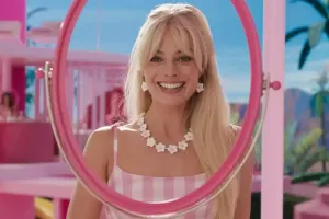 9 nominasiyadan namizəddir!