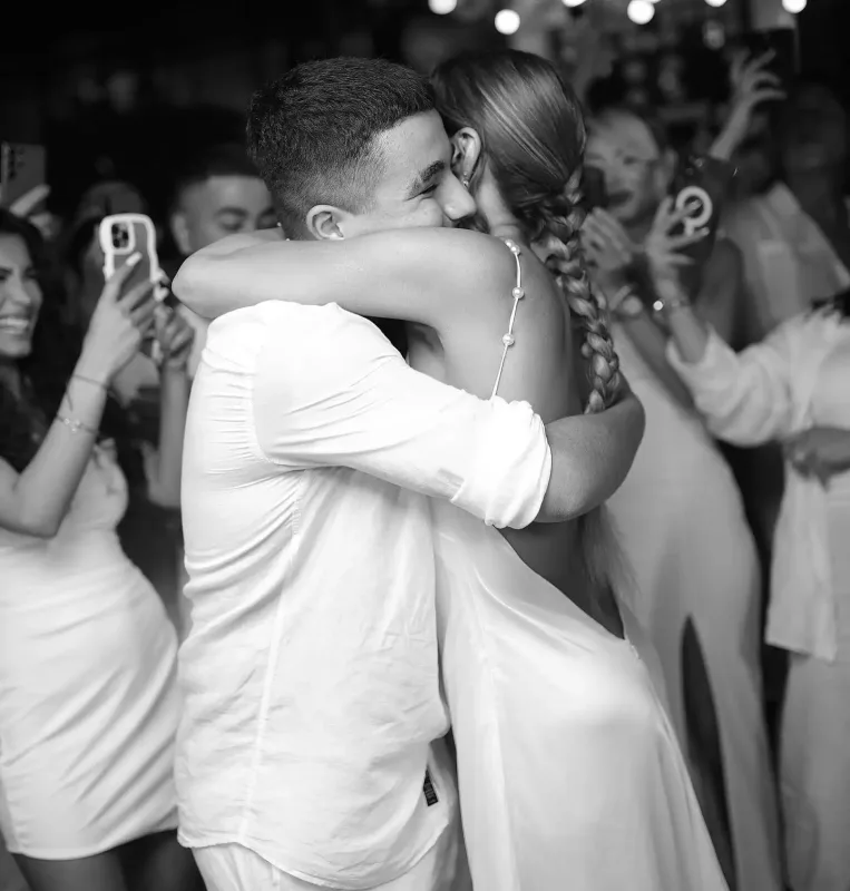 “Oğlum məni sadəcə ana kimi sevir...”